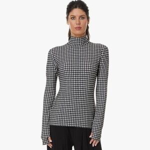 Norma Kamali Slim Fit Houndstooth Turtleneck